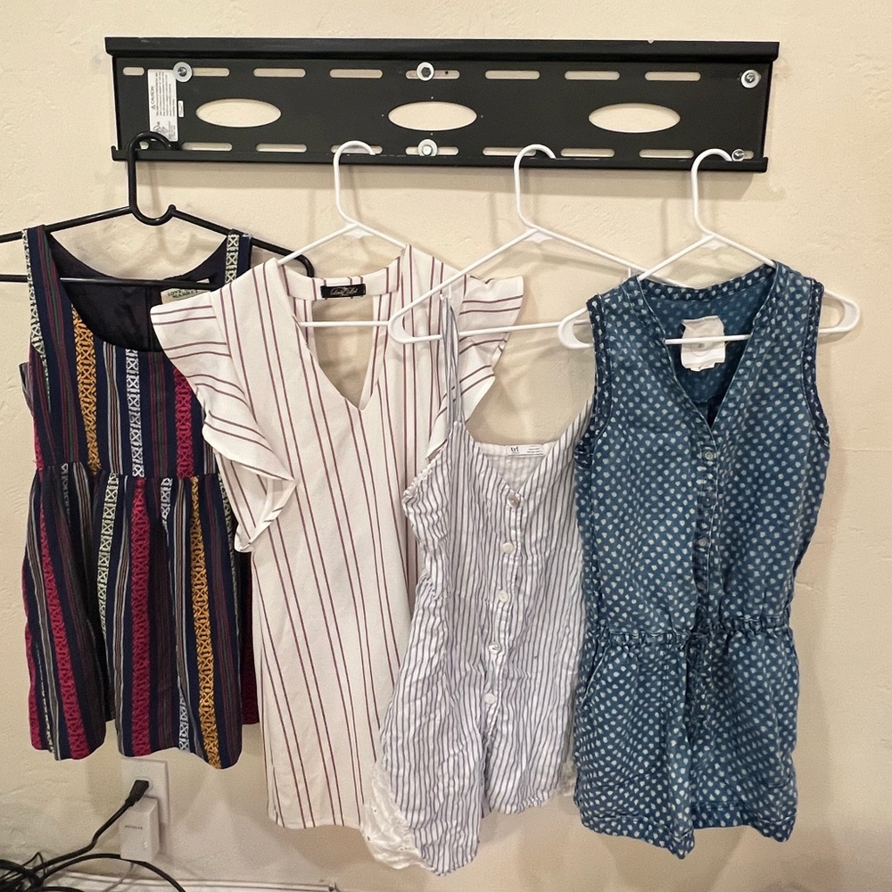 All sort of spring dresses & jumpsuit